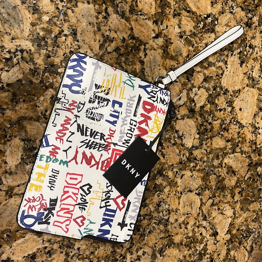 DKNY White multicolored TillY-Wristlet/wallet